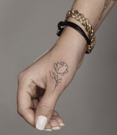 Thumb Flower Tattoo, Side Of Thumb Tattoos For Women, Rose Tattoo Finger, Thumb Tattoos For Women, Finger Tattoo Ideas For Women, A Finger Tattoo, Black And White Rose Tattoo, Inner Finger Tattoo, Rose Vine Tattoos