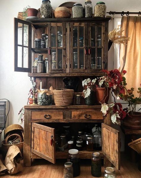 Apothecary Cabinet Kitchen, Herbalist Kitchen, Herbal Medicine Cabinet, Future Interior Design, Unfitted Kitchen, Witchy House, Apothecary Decor, Healing Room, Earthy Home