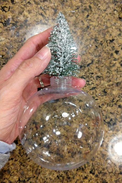 Dollar Tree Christmas Snow Globe Ornament - Sunshine and Munchkins Snow Globe Ornament, Christmas Tree Decorations Ribbon, Clear Plastic Ornaments, Clear Christmas Ornaments, Snow Globe Crafts, Snow Ornaments, Globe Crafts, Clear Glass Ornaments, Christmas Globes