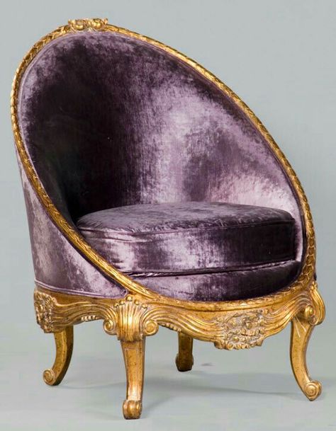 ... Purple Velvet Chair, Creative Objects, Deco Bedroom, Velvet Chair, Pretty Decor, Deco Furniture, Funky Furniture, Art Deco Furniture, Beautiful Chair