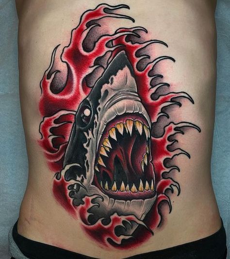 Traditional Shark Tattoo, Traditional Japanese Tattoo Flash, Traditional Style Tattoo, Japan Tattoo Design, Chest Piece Tattoos, Shark Tattoos, Geniale Tattoos, Traditional Japanese Tattoos, Cool Tattoos For Guys