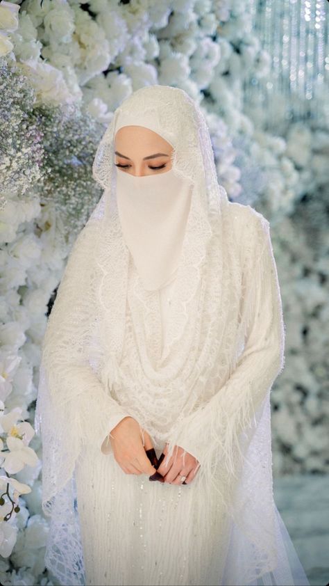 Niqab Bride, Diy Nye, Niqabi Bride, Malay Wedding Dress, Baju Kahwin, Nikah Outfit, Hijabi Brides, Veil Long, Muslimah Wedding Dress