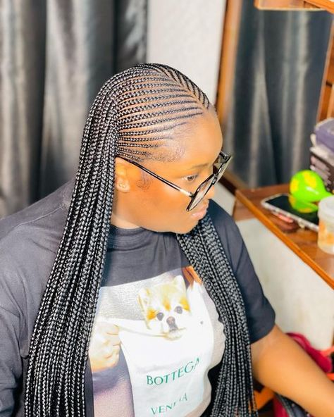 Gbemzy Beauty on Instagram: "Gbemzybeauty_🥰❤️" Yeboyebo Hairstyle, Black Hair Protective Styles, New Braided Hairstyles, Latest Hair Braids, Cornrows Natural Hair, Lemonade Braids Hairstyles, Cornrows Braids For Black Women, Hairstyles For Ladies, Short Box Braids Hairstyles