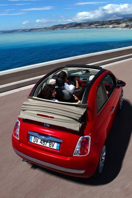 European Picnic, Fiat 500 Red, Fiat Accessories, Fiat 500 Cabrio, Fiat 500 Vintage, Luxury Helicopter, Car Selfies, Fiat 500c, Abarth 595