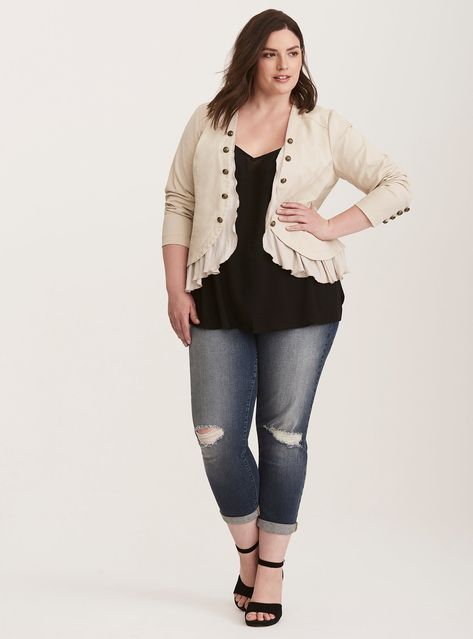 Torrid Outfits 2023, Torrid Outfits, Military Jackets, Plus Size Jacket, Plus Size Jackets, Jackets Winter, Plus Size Coats, Outfits 2023, I Feel Pretty