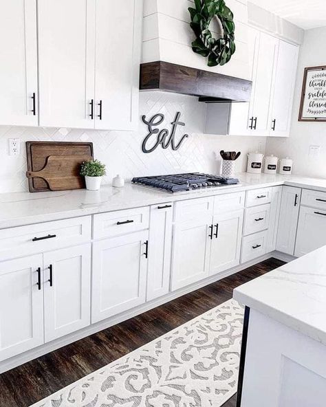 White Kitchen Cabinets White Countertops, White Kitchen Cabinets Countertop Ideas, White Kitchen With Black Handles, White Kitchen Black Handles, Townhome Aesthetic, White Cabinets White Walls, White Kitchen Cabinets Black Hardware, Whit Kitchen, White Cabinet Kitchen Ideas