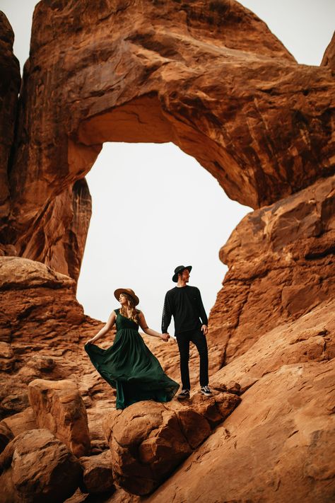 Couple Photography | Arches National Park, Utah Utah Engagement Locations, Arches National Park Couple Photos, Moab Engagement Photos, Sedona Engagement Photos, Utah Engagement Pictures, Canyon Engagement Photos, Engagement Photos Desert, Moab Elopement, Moab Wedding