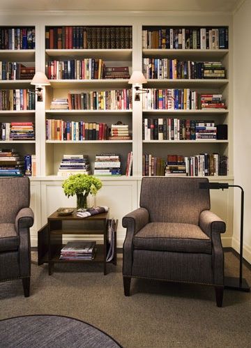 Another reading nook/den idea. Someday when I have my own home Bookshelf Sconces, Small Cottage Homes Plans, Shawn Henderson, Den Furniture, Comfy Reading Chair, Library Living Room, Library Bookshelves, Home Libraries, Library Decor