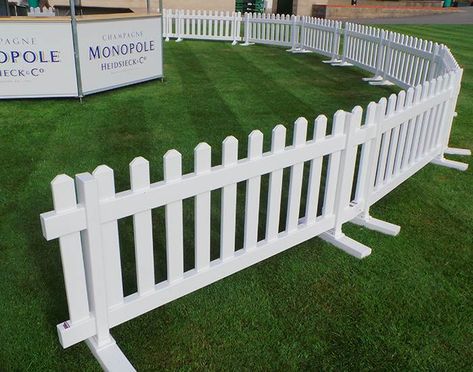 Temporary picket fence Picket Fencing Ideas, Temporary Gate Ideas, Temporary Dog Fence Ideas Backyards, Diy Temporary Fence, Temporary Dog Fence Ideas, Temporary Fence Ideas, Temporary Fence For Dogs, Garden Retreat Ideas, Child Fence