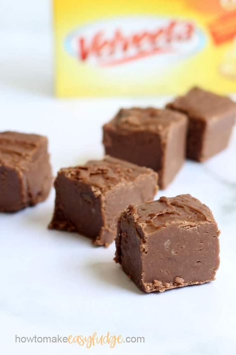 Velvetta Fudge, Mexican Fudge, Cheese Fudge Recipe, Velveeta Fudge, Recipes With Velveeta Cheese, Easy Fudge Recipe, Velveeta Recipes, Best Fudge Recipe, Easy Fudge