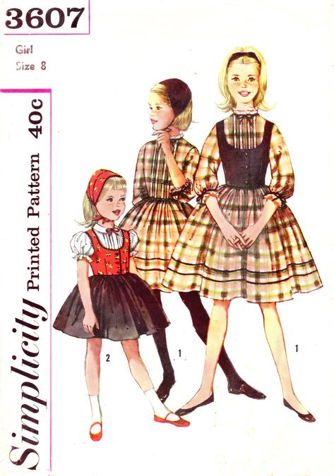 Retro Sewing Patterns, Sewing Patterns Girls, Full Skirt Dress, Pattern Collection, Simplicity Patterns, Girl Pattern, One Piece Dress, 1950s Vintage, Childrens Fashion