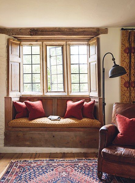 cotswold house renovation wood window shutters seat Cotswold Stone, Interior Window Shutters, Period Living, Country Cottage Decor, Cottage Interiors, French Cottage, Cottage Living, Décor Diy, Window Seat