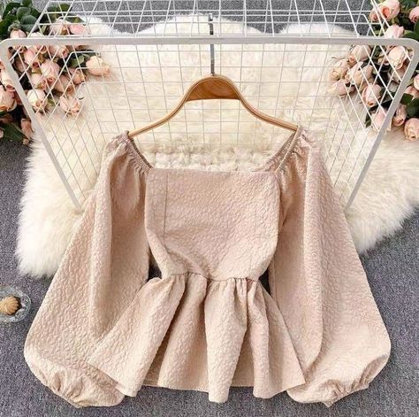 Tops For Women Stylish Classy, Fancy Top Designs For Women, Trendy Tops For Women Classy, Fancy Tops For Women Style, Trendy Fashion Tops Long, Sunday Top Design, Modest Tops For Women, Sunday Dress Outfit, Elegant Fashion Outfits