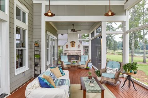 Screened-In Porch Ideas - This Old House Porch Design Ideas, Front Porch Design, Siding Colors, Porch Furniture, Screened In Patio, This Old House, Small Space Kitchen, Home Center, Porch Design