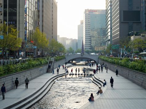 Picture of Cheonggyecheon stream in Seoul, South Korea Cheonggyecheon Stream, Urban Landscape Design, Public Space Design, Landscape Architecture Design, Urban Park, Parking Design, River Walk, Seoul South Korea, City Design