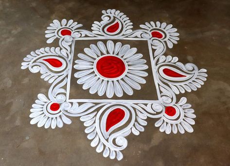 Alpona Borders, Chitta Design, Oil Paint Rangoli Designs On Floor, Oil Paint Rangoli, Paint Rangoli Designs, Paint Rangoli Designs On Floor, Paint Rangoli, Painting Rangoli Design, Painting Techniques Canvas