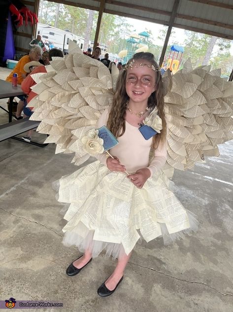 Librarian Costume Ideas, Book Fairy Costume Diy, Book Fairy Costume, Librarian Costume, Adult Costumes Diy, Diy Girls Costumes, Librarian Ideas, Recycled Costumes, Fairy Costume Diy