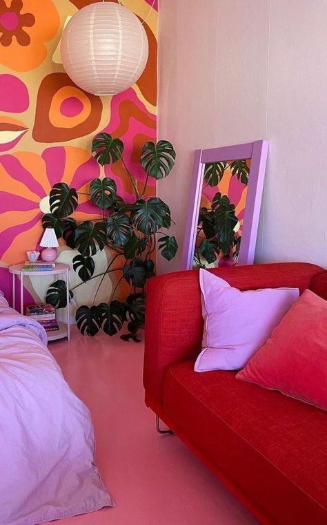 Colorful Eccentric Decor, Small Y2k Bedroom, Colorful Bed Frame, Gen Z Interior Design, Nice Houses Dream Homes, Groovy Room Aesthetic, Y2k Interior Design, 70s Aesthetic Home, Small Home Interior Design