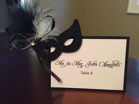 masquerade place cards for Sweet 16 Mascarade Ball, Masquerade Outfit, Masquerade Theme, 75th Birthday, Theme Parties, Sweet 16 Birthday, Gothic Wedding, Masquerade Ball, Graduation Party Decor