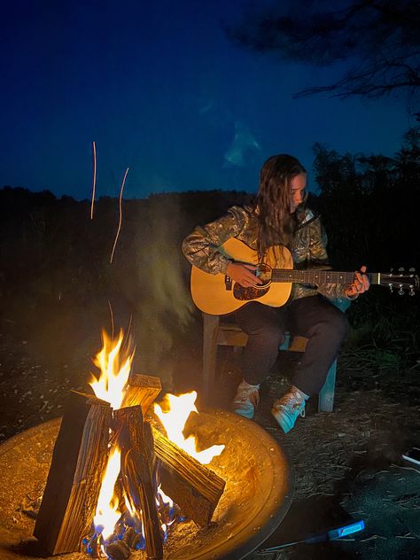 Singing Around The Campfire, Campfire Guitar Aesthetic, Campfire Aesthetic Night, Obx Character, Retreat Branding, Solo Stove, Cottage Core Art, Pool House Plans, Mountain Camping