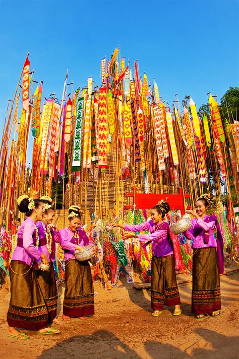 The beautiful Thai women celebrate Songkran Festival (Water Festival) in Chiangmai - Thailand on Thai New Year Thai Party, Thai New Year, Thailand Festivals, Bangkok Travel Guide, Water Festival, Songkran Festival, Koh Chang, Bangkok Travel, Northern Thailand