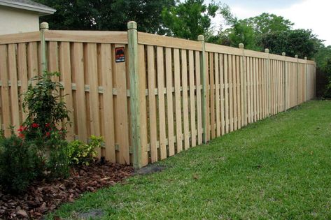 Shadow Box Fence Cost Guide 2022 Shadowbox Fence, Oak Fence, Shadow Box Fence, Wood Fence Design, Wood Fences, Fence Styles, Fencing Companies, Chain Link Fence, Back Deck