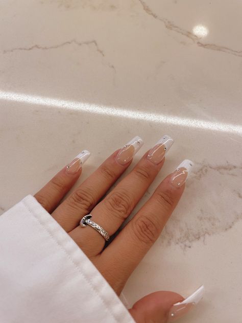 White French Acrylics With Gems, White Tips With Gems, French Tip Nails Fancy, White French Tip Nails Square With Diamonds, Short White French Tips With Rhinestones, Pearl White French Tip Nails Square, Fancy French Tips, French Nails With Gems, Bead Nails