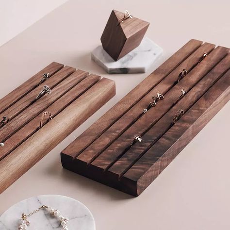 Unique Ring Holder, Diy Jewelry Stand, Wooden Jewelry Stand, Wooden Jewelry Display, Earring Displays, Black Cutlery, Wood Jewelry Display, Jewelry Store Design, Diy Jewelry Display