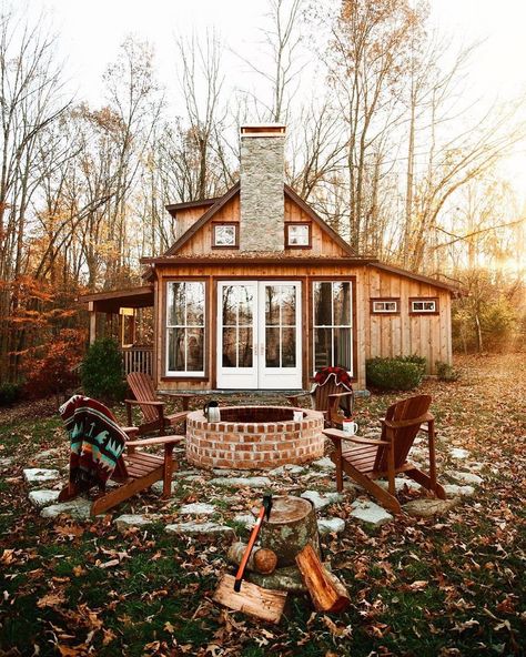 Casa Country, Cabin In The Woods, Cabins And Cottages, Cabin Life, House Goals, Style At Home, Cabin Homes, Cabins In The Woods, Design Case