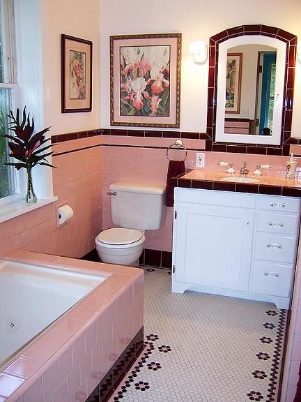 Classic Bathroom Tile, Pink Tile Bathroom, Pink Bathroom Tiles, Retro Pink Bathroom, Vintage Pink Bathroom, Vintage Bathroom Tile, Dark Blush, Retro Bathrooms, Deco Bathroom