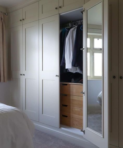 Bedroom Closet Doors, Bedroom Built Ins, Bedroom Built In Wardrobe, Bedroom Cupboards, Fitted Bedrooms, Tiny Bedrooms, Wardrobe Room, Closet Remodel, Build A Closet