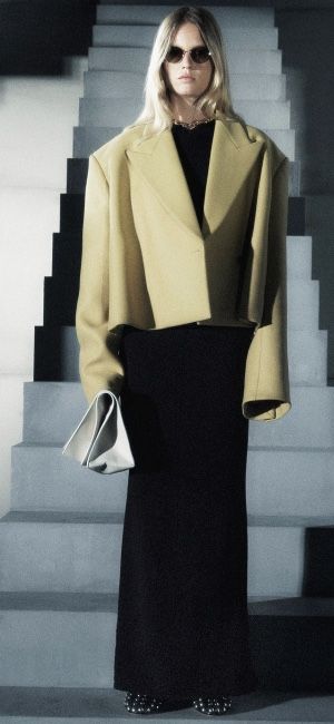 Tailoring Details, Resort 2024, Elegant Outfit Classy, Resort Fashion, Next Clothes, Minimal Chic, Formal Style, Fashion Line, Fashion Updates