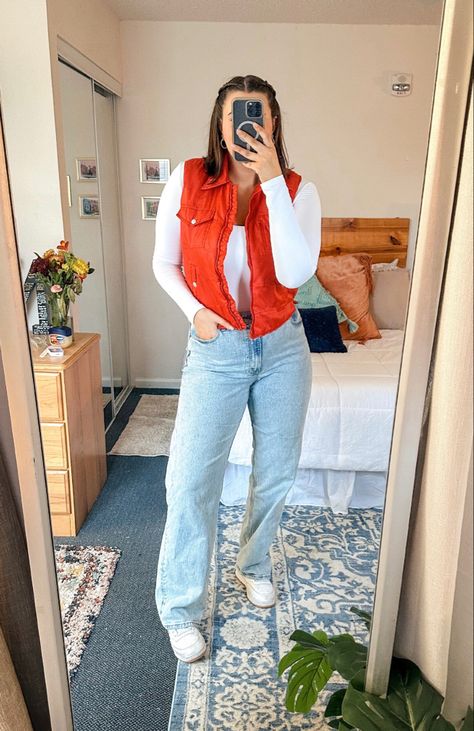 Red Vest Outfits For Women, Orange Vest Outfit, Target Work Outfit, Sleeveless Jean Jacket Outfit, Red Puffer Jacket Outfit, Outfits With Vest, Red Vest Outfit, Dream Closet Clothes, Dance Fits