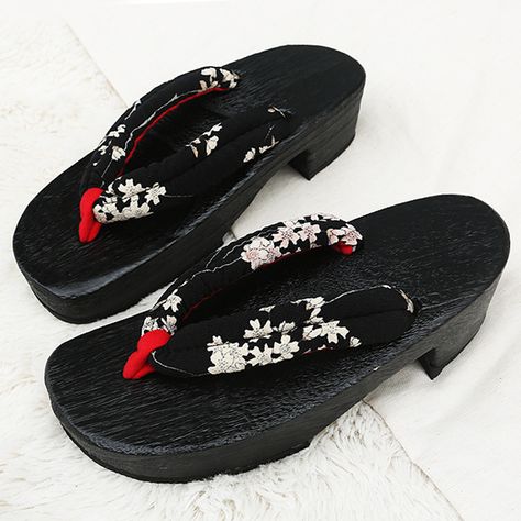 Japanese Slippers, Sandals Japanese, Geta Shoes, Flip Flops Platform, Japanese Shoes, Flip Flops Women, Cheap Slippers, Woman Sandals, Flip Flops Style