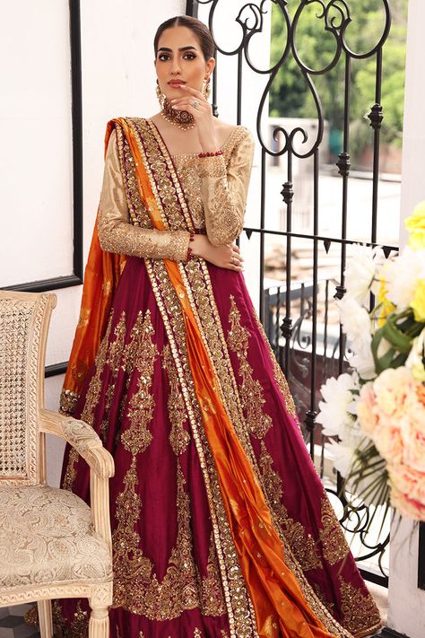 Magenta Lehenga, Morning Flowers, Good Morning Flowers, Red Fabric, Lehenga, Borders, Shawl, Rust, Spray