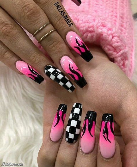 Loving, living, breathing these nails Pink Flames, Checkered Nails, Nagel Tips, Black Nail Designs, Black Nail, Nails Pink, Acrylic Nail Art, Coffin Nails Designs, Fire Nails