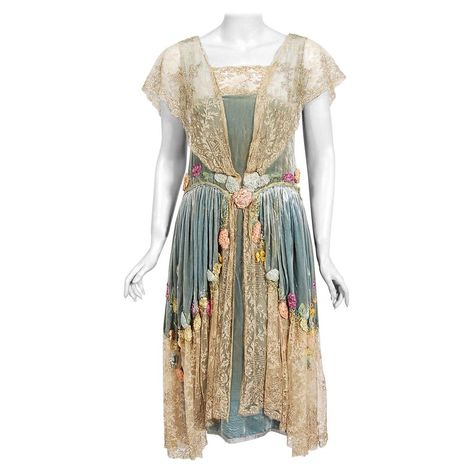 Vintage 1920's Sadie Nemser Couture Beaded Floral Appliqué Velvet Velvet Lace Dress, 1920s Outfits, Sheer Lace Dress, First Ladies, 20s Fashion, 1920s Dress, Retro Mode, Antique Clothing, Velvet Lace