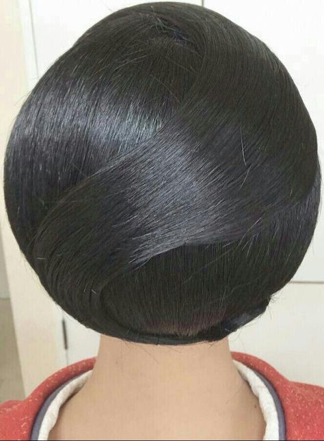 Big Updo, Big Bun Hair, Sleek Updo, Big Bun, Hair Buns, Asian Countries, Slick Back, Japanese Hairstyle, Beautiful Braids