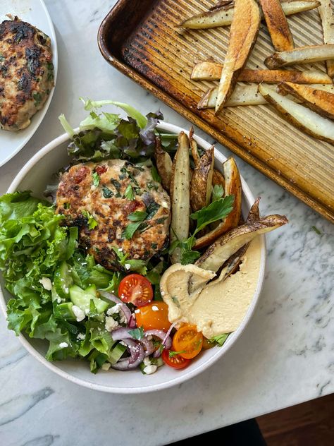 Mediterranean Turkey Burger Bowls - Nourished By Nutrition Fries With Toppings, Turkey Burger Bowls, Cooking Vibes, Cherry Tomatoes Feta, Student Meals, Greek Burger, Burger Bowls, High Protein Dinner, Protein Dinner