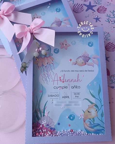 La pequña Aidannah celebrara pronto su primer añito y estas fueron las invitaciones que elaborarmos para ella #animalitosdemar #partyideasforkids #partyideas Invitation Ideas, Cricut Maker, Bday Party, Gift Cards, Invitation Cards, Party Invitations, Frozen, Gift Card, Disney Princess