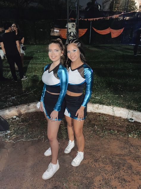 #maddyandcassie #euphoria #maddyeuphoriaoutfits #cassiehoward #cassieeuphoria Euphoria Costume, Euphoria Halloween, Maddy Perez, Couple Halloween, Couple Halloween Costumes, Halloween Ideas, Costume Ideas, Cheerleading, Halloween Costume