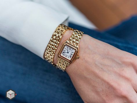 WGPN0013 | Double Loop | 18K Yellow Gold | Panthere de Cartier | Cartier | Review | Horobox Cartier Panthere Watch, Small Watches Women, Panthere Watch, Watch Outfit, Cartier Panther, Cartier Gold, Casio Vintage, Gold Diamond Watches, Pendant Watch