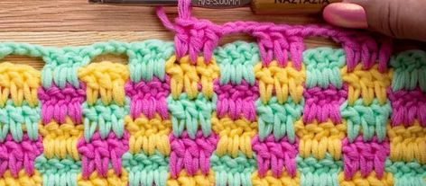 Crochet Mini Check Plaid Stitch-Learn A New Crochet Stitch Boucan Pattern Stitch, Mini Check Plaid Stitch, Aesthetic Crochet Blanket, Different Crochet Stitches, Plaid Crochet, Crochet Blanket Pattern Easy, Free Aesthetic, Crochet Knit Stitches, Easy Crochet Blanket