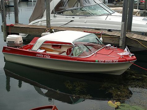 RL        aristo craft Classic Boats For Sale, Mahogany Boat, Runabout Boat, Glass Boat, Outboard Boat Motors, Boat Restoration, Shrimp Boat, Outboard Boats, Ski Boats