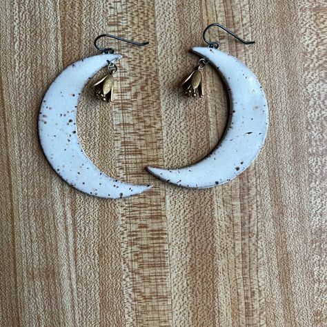 Moon Earrings Made Of Light Ceramic With A Matte White Glaze With Flecks. Little Brass Flower Accent. Hoop Earring Is Size Of A Quarter Shown For Comparison. Never Worn. One Of A Kind Piece Made By Local Artist In Va Moon Earrings, White Glaze, Ceramic Jewelry, Local Artists, Moon, Hoop Earrings, Ceramics, Gold, Women Shopping