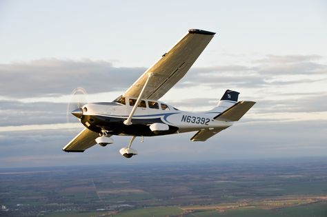 cessna - Google Search Cessna Aircraft, Small Plane, Pilot License, Cessna 172, Small Aircraft, Plane And Pilot, Private Pilot, Private Plane, Flight Training