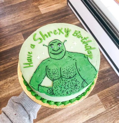 Shrek Birthday Cake, Birthday Cake Quotes, Swamp Party, Shrek Cake, Girls Night Movies, Ugly Cakes, Two Blondes, Wanna Recreate, Cake Quotes