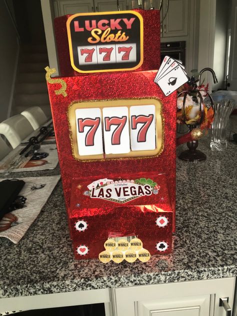 Casino Money Gift Ideas, Diy Slot Machine, Vegas Ideas, Girls Valentines Boxes, Birthday Men, Hawaii Christmas, Fruit Machine, Money Gifts, Birthday Money