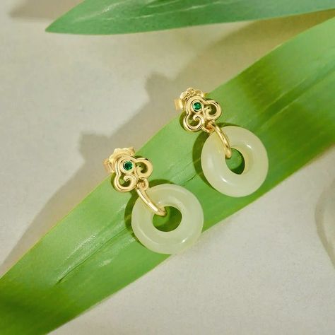 Our Circle Dangle Hetian Jade Stud Earrings, plated with 22K gold, embody the perfect harmony of traditional craftsmanship and modern luxury. Elevate your style with these exquisite earrings. 💚✨ #HetianJade #22KGoldPlated #TraditionalJewelry #DangleEarrings #SophisticatedStyle #JadeJewelry #JadeEarrings #22k Hetian Jade, Jade Earrings, Perfect Harmony, Jade Jewelry, Traditional Jewelry, 22k Gold, Elevate Your Style, Sophisticated Style, Modern Luxury