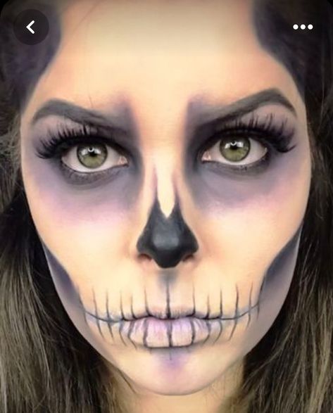 Female Skeleton Face Makeup, Skeleton Makeup For Kids Easy, Pale Halloween Makeup, Mummy Make Up Halloween, Painted Skeleton Face, Female Skeleton Makeup Easy, Gothic Skeleton Makeup, Womens Skeleton Face Makeup, Simple Skull Face Makeup